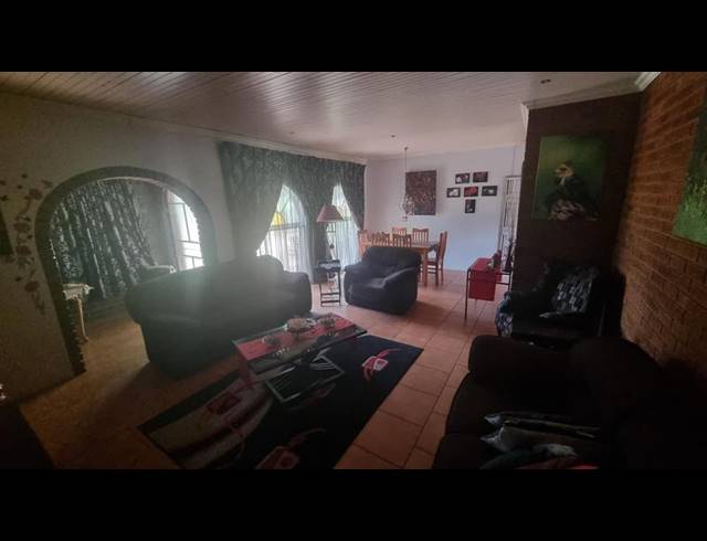 FARM FOR SALE IN MNANDI